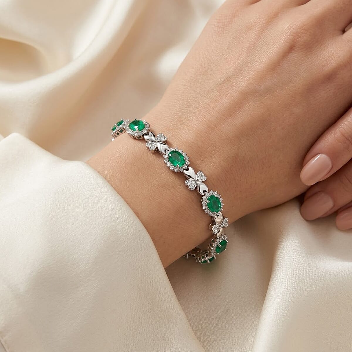 Green Quartz and White Corundum 4.85 ctw Bracelet in Rhodium Over Sterling Silver (7-8In) image number 2
