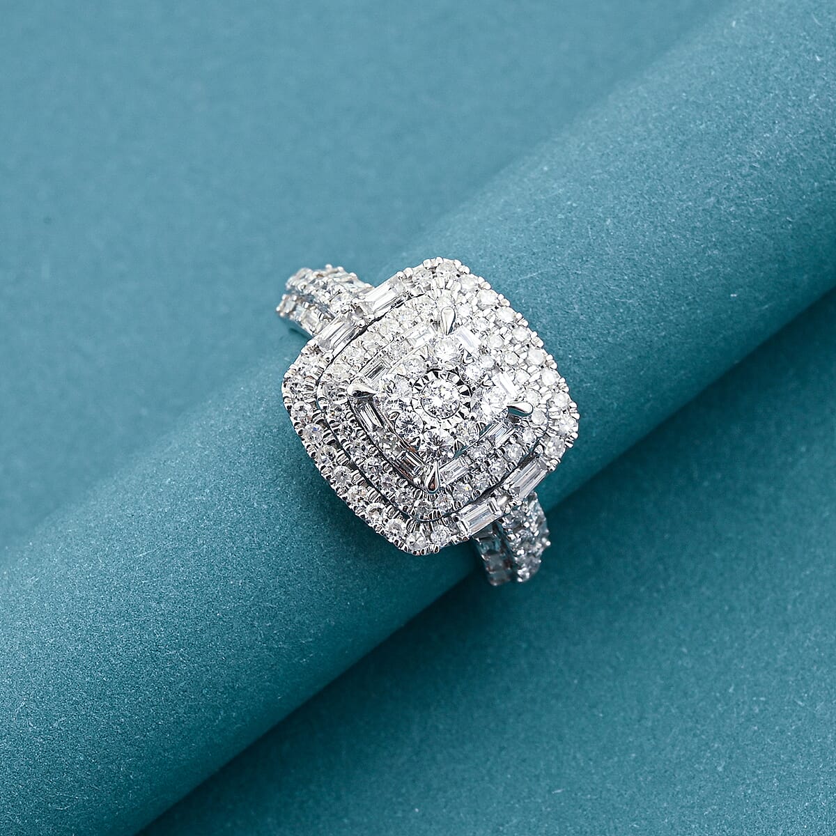 NY Closeout 10K White Gold Diamond (SI-G) Ring (Size 7.0) 1.00 ctw image number 1