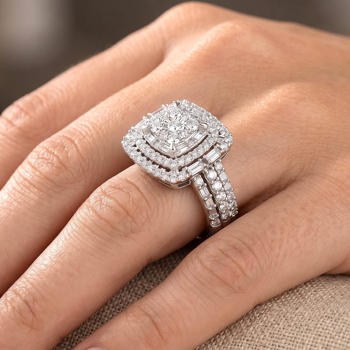 NY Closeout 10K White Gold Diamond (SI-G) Ring (Size 7.0) 1.00 ctw image number 2