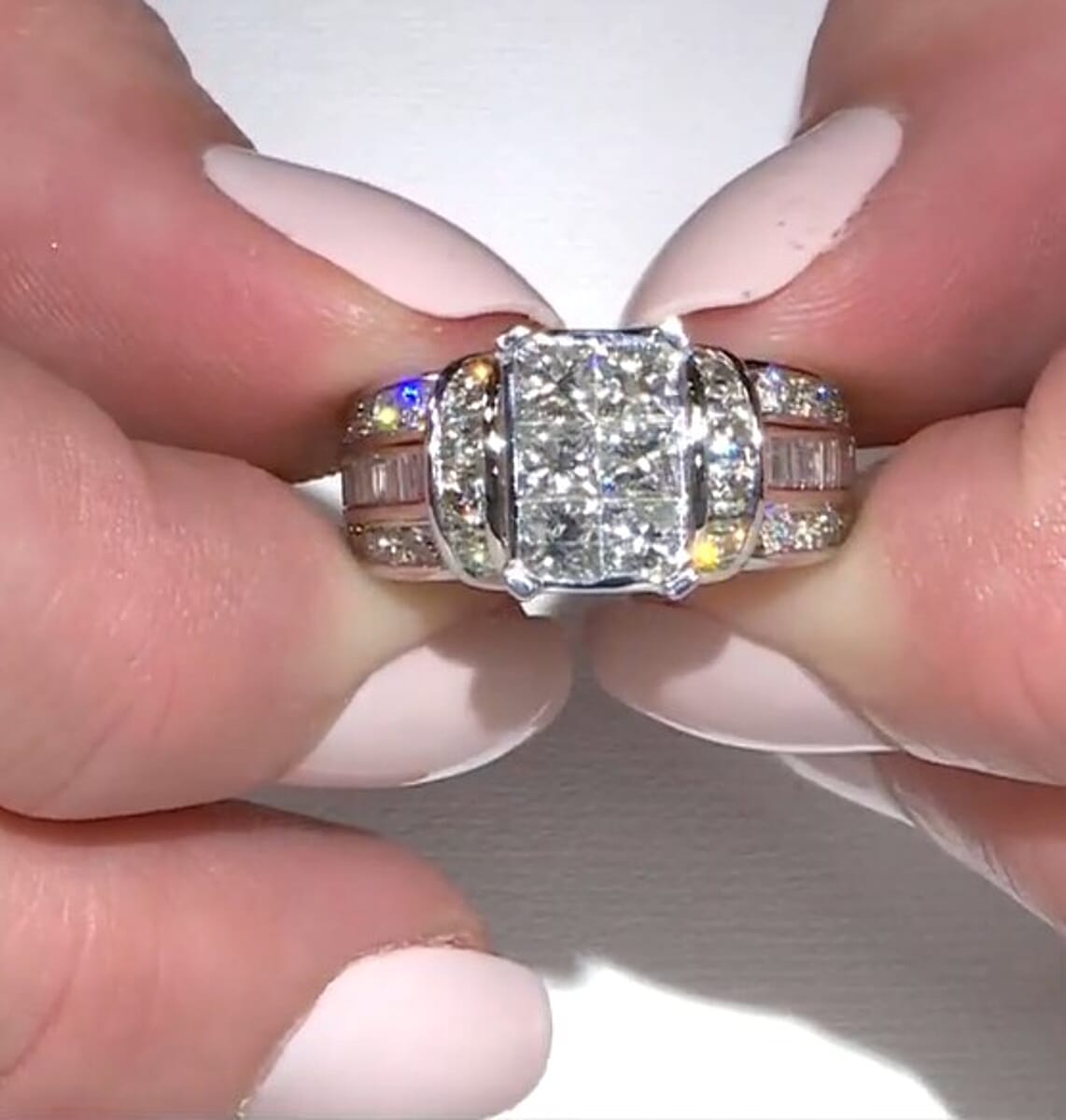 Diamond I3 3.00 ctw Ring in 14K White Gold (Size 7.0) 8.65 Grams image number 1