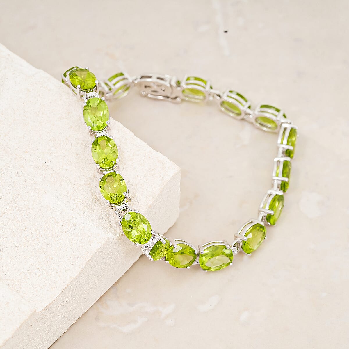 Hebei Peridot 32.40 ctw Bracelet in Rhodium Over Sterling Silver (7.50 In) image number 1