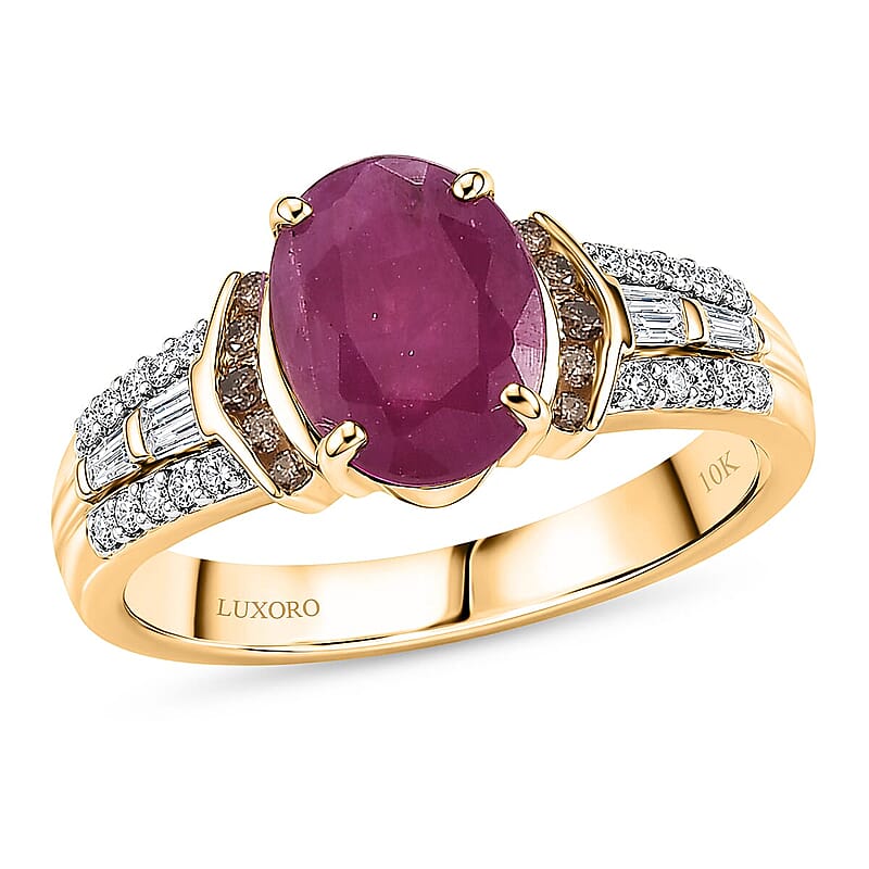 Luxoro AAA Montepuez Ruby, Natural Champagne and White Diamond I2 2.50 ctw Royal Flame Ring in 10K Yellow Gold (Size   6.0)
