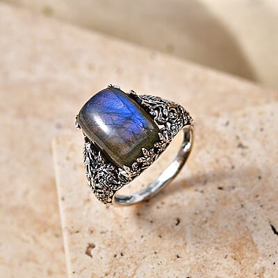 D'Joy Indian Artisan Crafted Malagasy Labradorite 8.60 ctw Ring in Sterling Silver (Size 7.0)