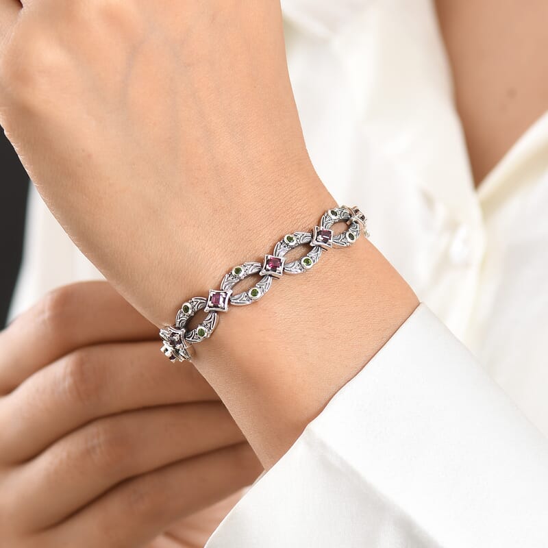 D'Joy Passport to Israel Artisan Crafted Chrome Diopside and Orissa Rhodolite Garnet 1.50 ctw Bracelet in Sterling Silver (7.25 In)