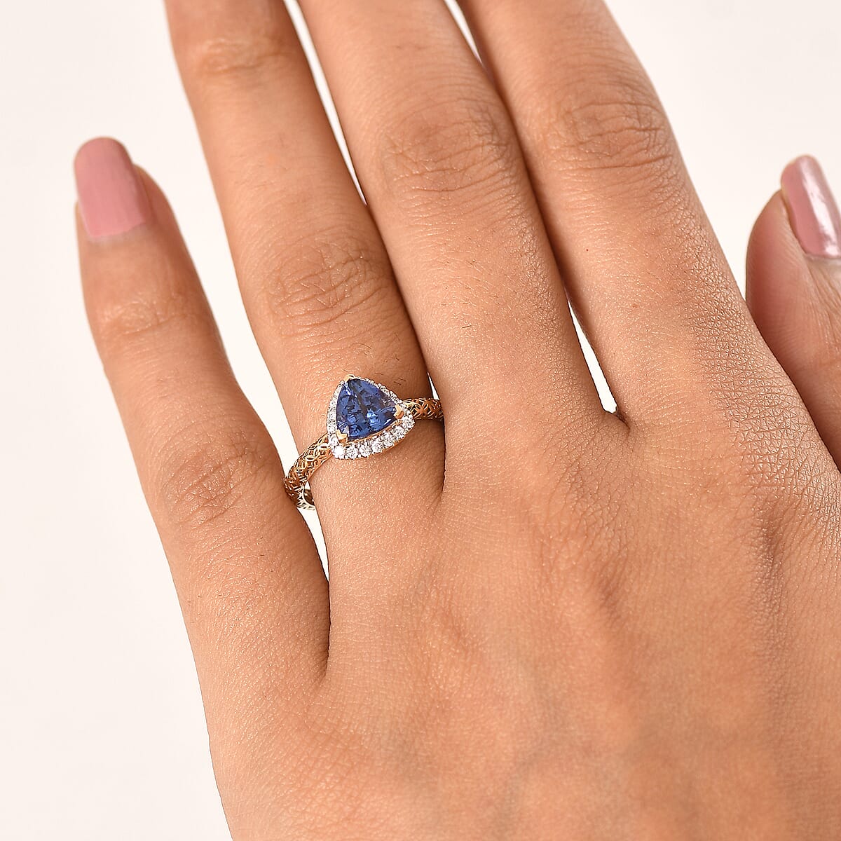 Premium Tanzanite and Lab Grown Diamond G-H SI 1.80 ctw Ring in 10K Yellow Gold (Size 7.0) image number 2