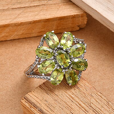 EverTrue Hebei Peridot 4.10 ctw Ring in Stainless Steel (Size 8.0)