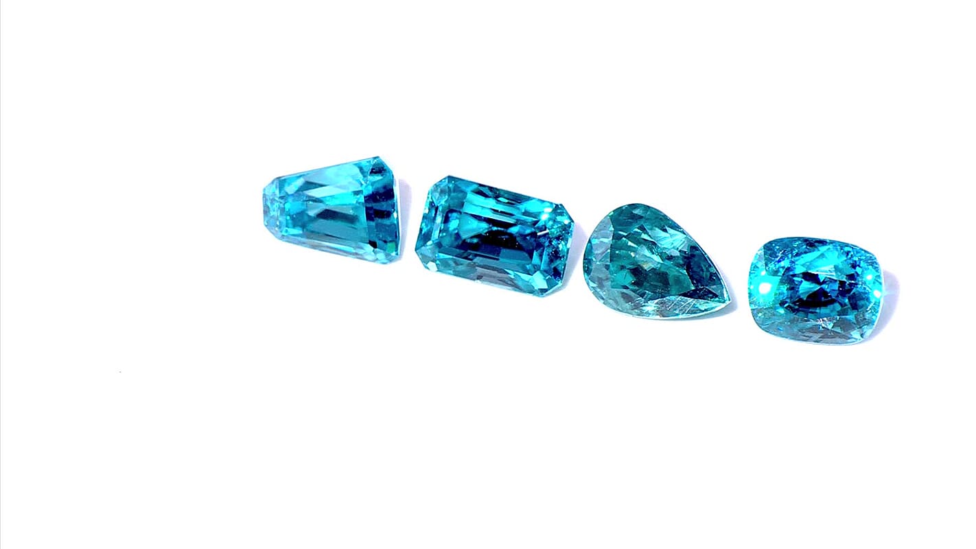 AAAA Perito Moreno Cambodian Blue Zircon (Pear Free Size) 6.00 ctw
