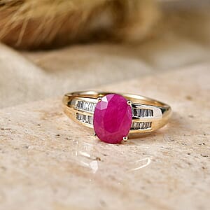 Luxoro 10K Yellow Gold AAA Montepuez Ruby, Diamond (G-H, I2) (0.15 cts) Flame Curve Ring (Size 8.5) 2.40 ctw