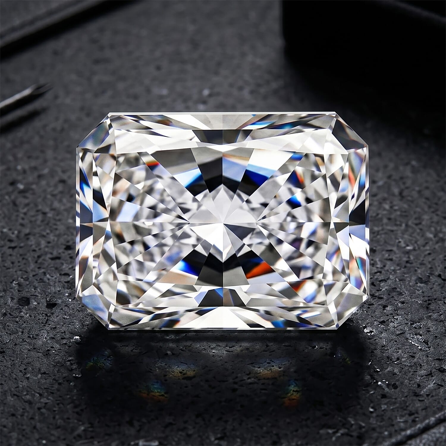 Luxuriant Lab Grown Diamond (Radiant) (G, VS) 2.00 ctw