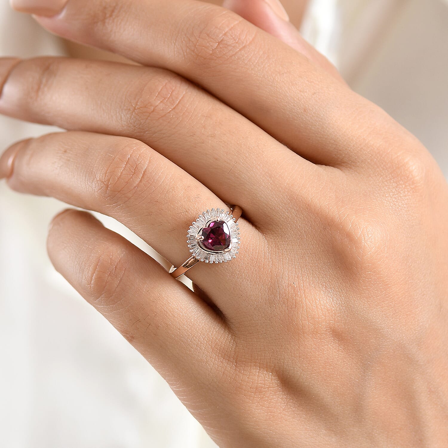 D'Joy Premium Malawi Magenta Garnet and Diamond 1.60 ctw Midnight Romance Ring in 18K Vermeil Rose Gold Over Sterling Silver (Size 5.0)