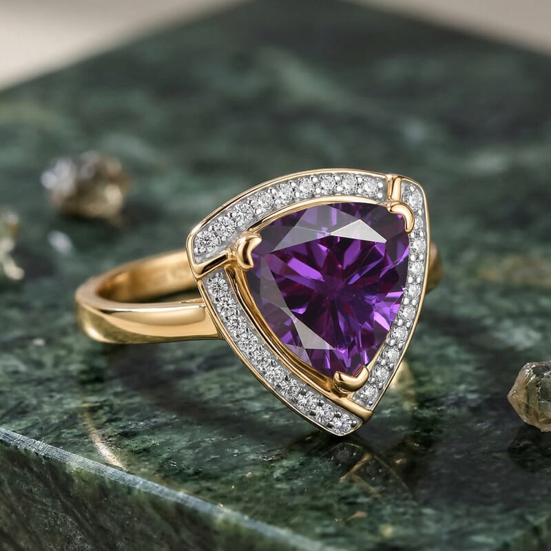 D'Joy Lab Grown Color Change Sapphire and Moissanite 4.00 ctw Ring in 18K Vermeil Yellow Gold Over Sterling Silver (Size 11.0)