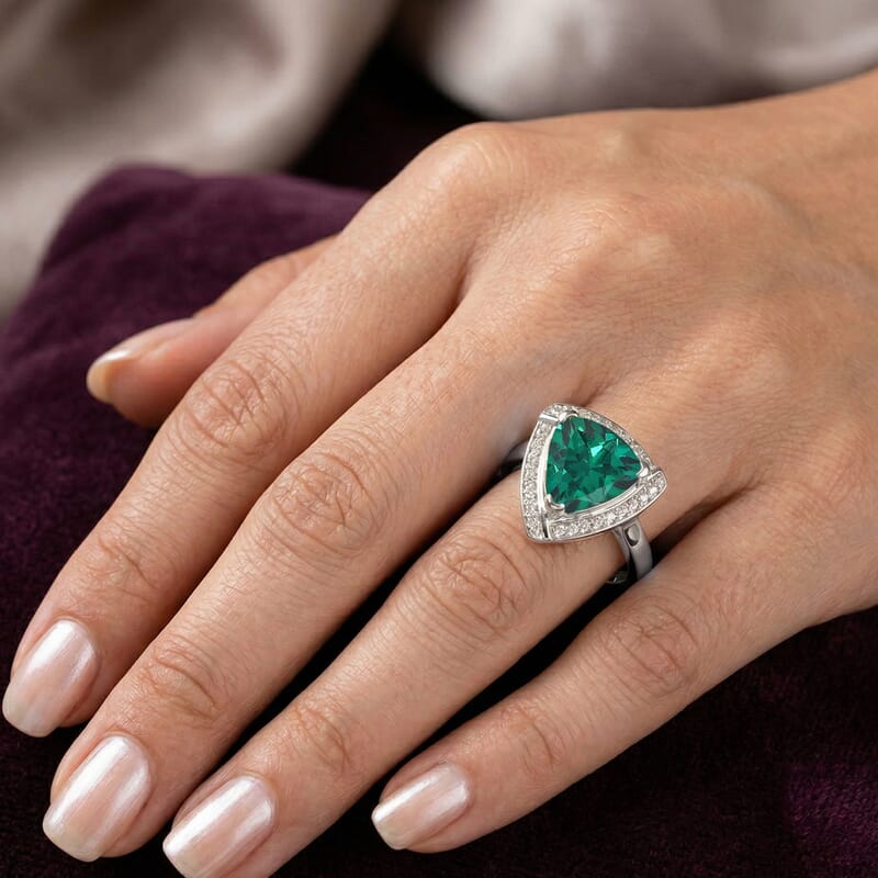 D'Joy Lab Grown Emerald and Moissanite 4.00 ctw Ring in Rhodium Over Sterling Silver (Size 5.5)