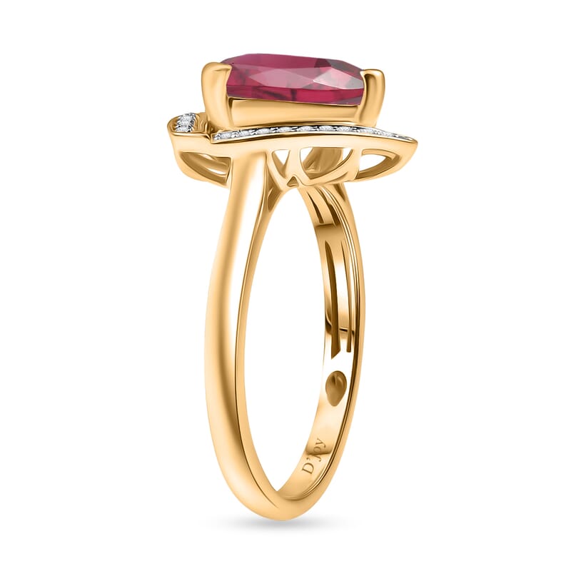 D'Joy Lab Grown Bixbite and Moissanite 4.00 ctw Ring in 18K Vermeil Yellow Gold Over Sterling Silver (Size 8.0)