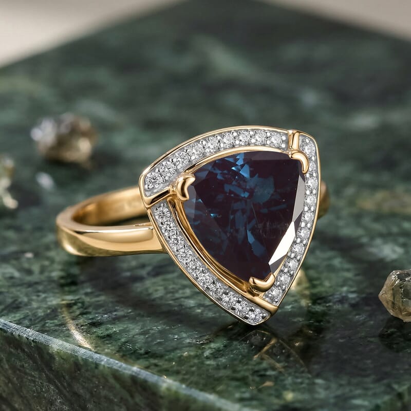 D'Joy Lab Grown Alexandrite and Moissanite 4.00 ctw Ring in 18K Vermeil Yellow Gold Over Sterling Silver (Size 5.0)