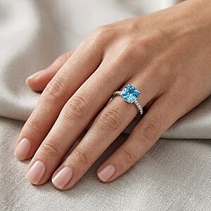 Luxuriant Lab Grown Blue Diamond (IR) and Lab Grown Diamond (VS) Ring in Rhodium Over Sterling Silver (Size 6.0) 3.10 ctw