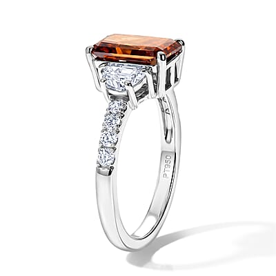 950 Platinum Luxuriant Lab Grown Red Diamond (IR) and Lab Grown Diamond (VS) Ring (Size 6.0) 2.75 ctw