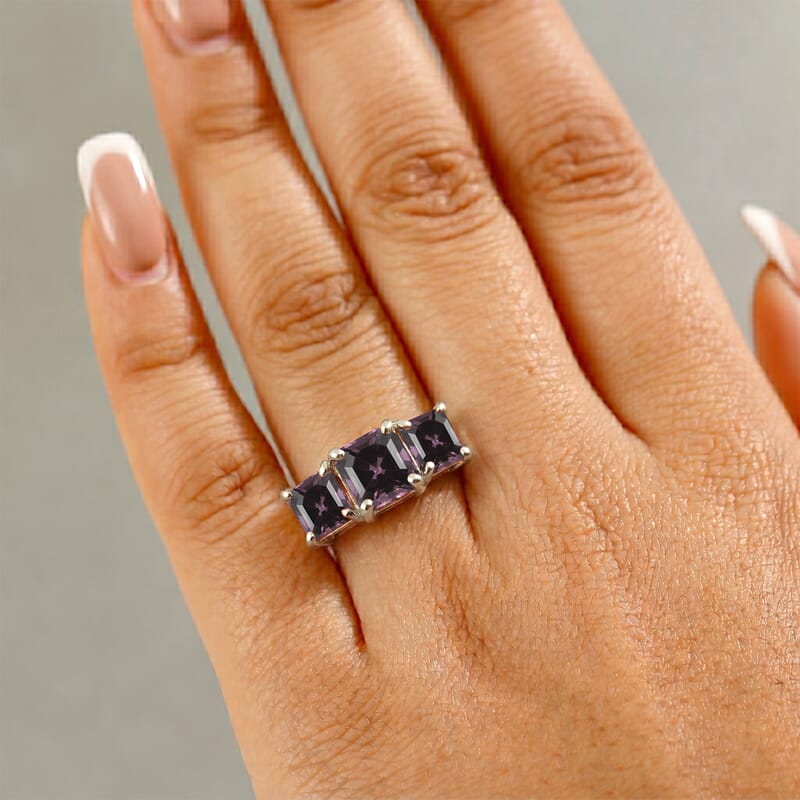 D'Joy Asscher Cut Lab Grown Alexandrite 6.10 ctw Ring in Rhodium Over Sterling Silver (Size 10.5)