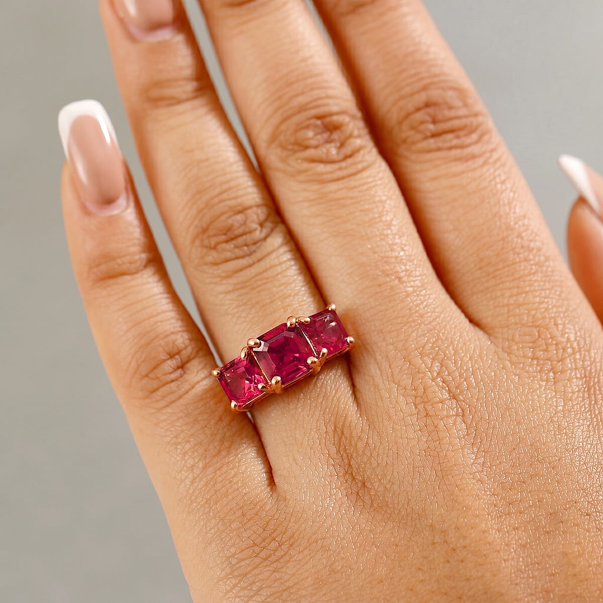D'Joy Assher Cut Lab Grown Padparadscha Sapphire 6.10 ctw Ring in 18K Vermeil Rose Gold Over Sterling Silver (Size 5.0) image number 2