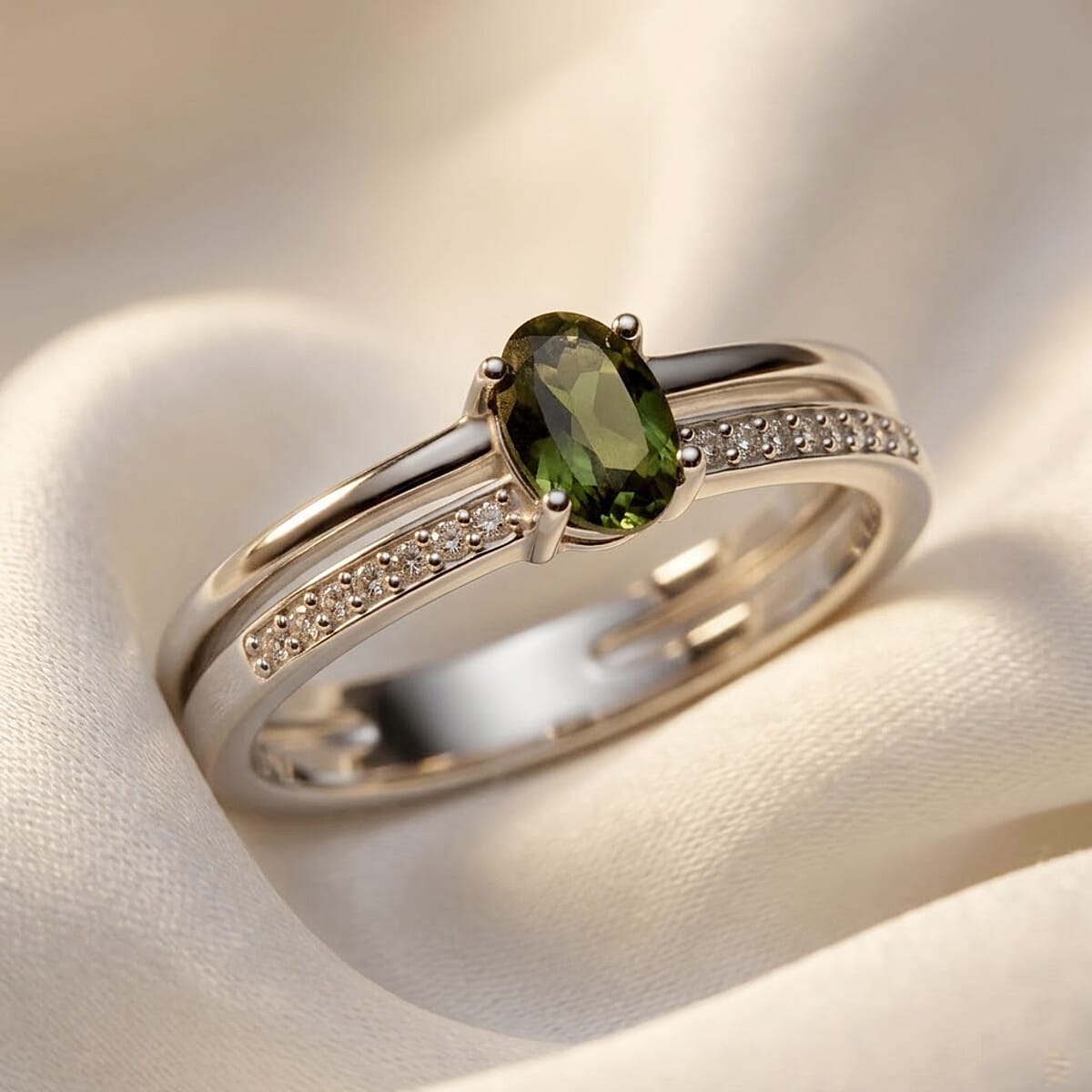 Green Quartz and White Corundum 0.60 ctw Ring in Rhodium Over Sterling Silver (Size 6.0) image number 1