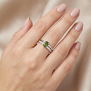 Green Quartz and White Corundum 0.60 ctw Ring in Rhodium Over Sterling Silver (Size 6.0)