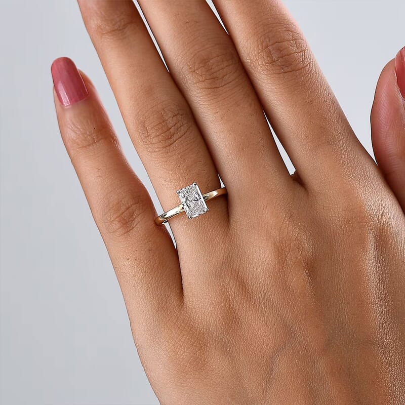 IGI Certified Radiant Cut Luxuriant Lab Grown Diamond G VS 1.50 ctw Ring in 10K Yellow Gold (Size 7.5)