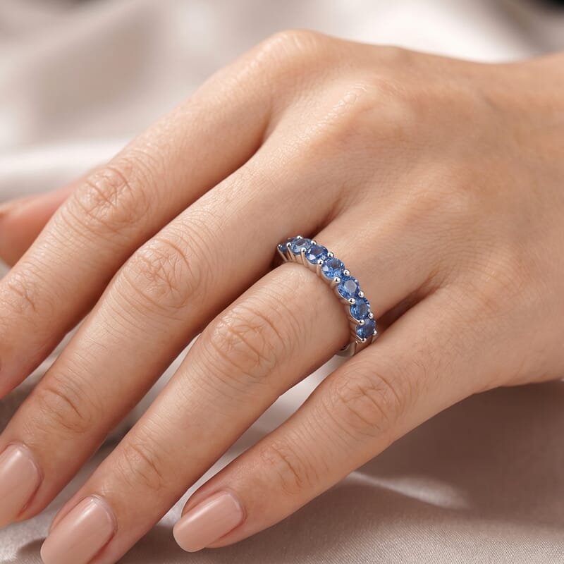 Odyssey Tanzanite Quartz 1.40 ctw Ring in Rhodium Over Sterling Silver (Size 8.0)