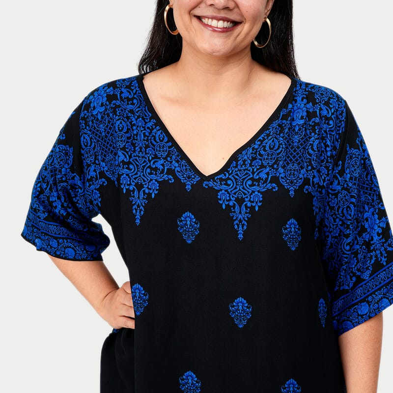 La Marey Black and Blue V-neck Shift Dress - One Size Missy