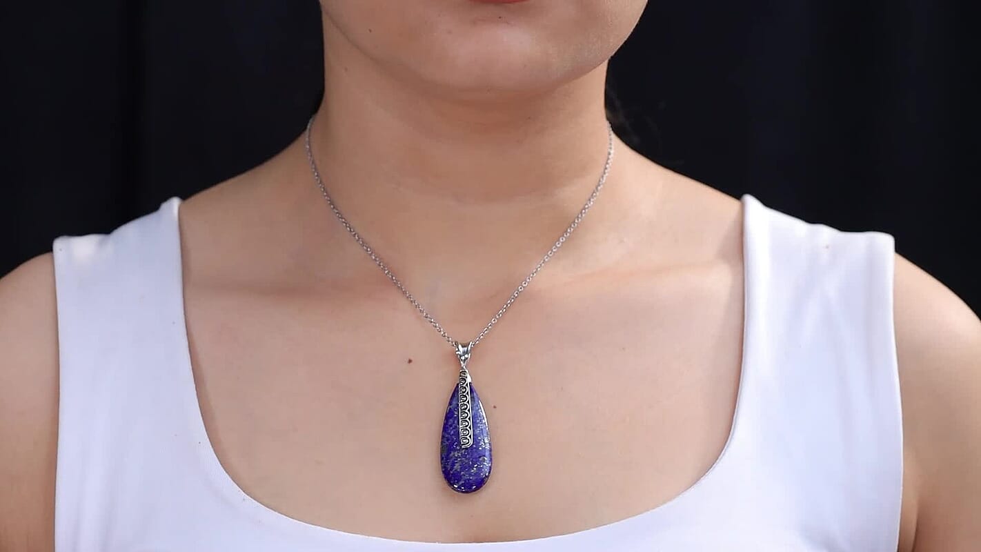 Sajen Silver Malagasy Labradorite Pendant without Chain in Rhodium Over Sterling Silver 41.80 ctw