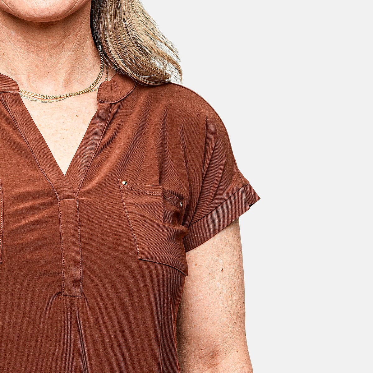 Joi De Vivre Coffee Knit Top With 2 Front Pockets-S image number 4