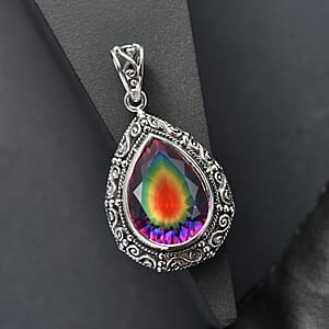 Sajen Silver Celestial Starlight Quartz Doublet 15.70 ctw Pendant without Chain in Rhodium Over Sterling Silver