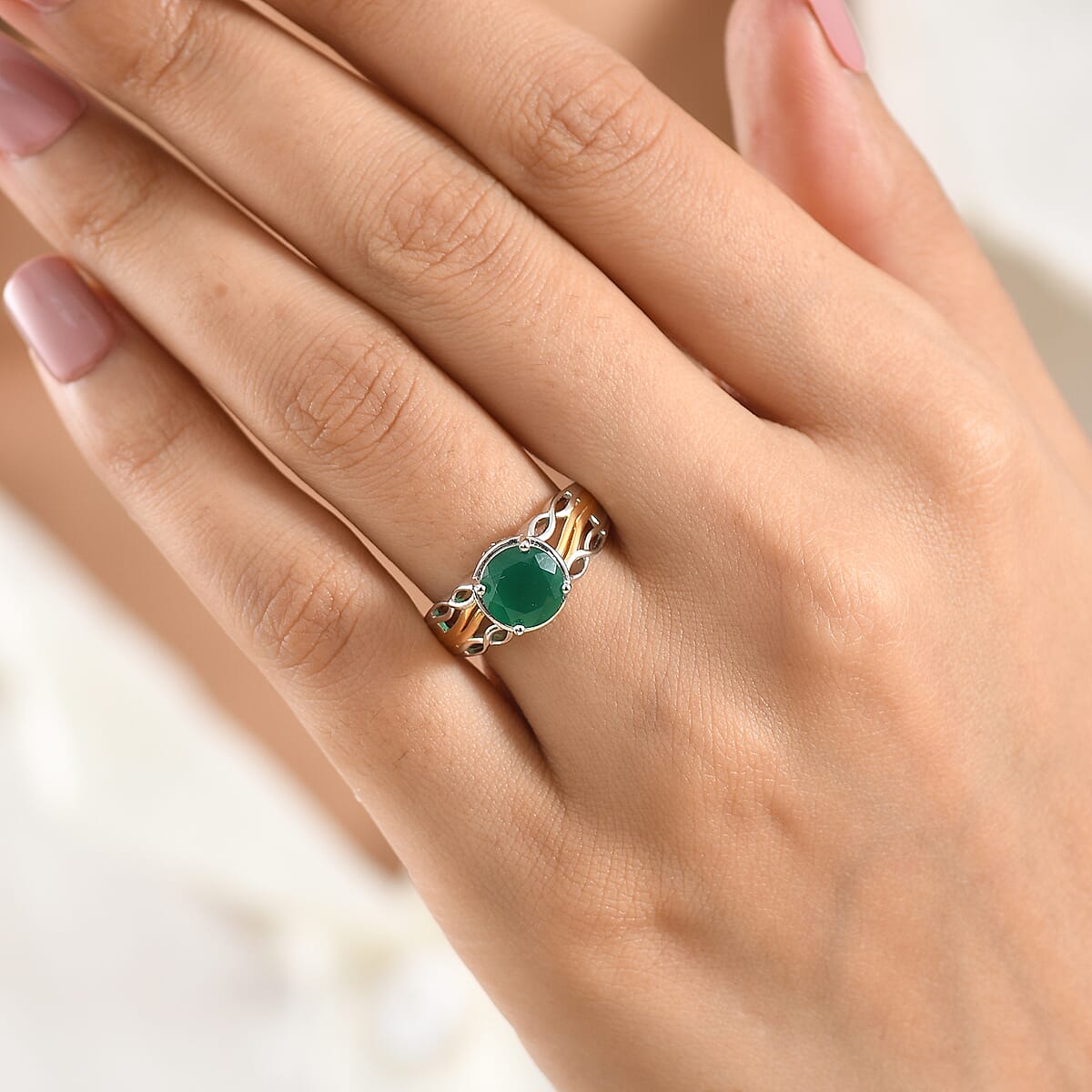 EverTrue Verde Onyx 1.80 ctw Solitaire Forest Vine Ring in 18K YG Plated and Platinum Bond (Size 10.0) image number 2