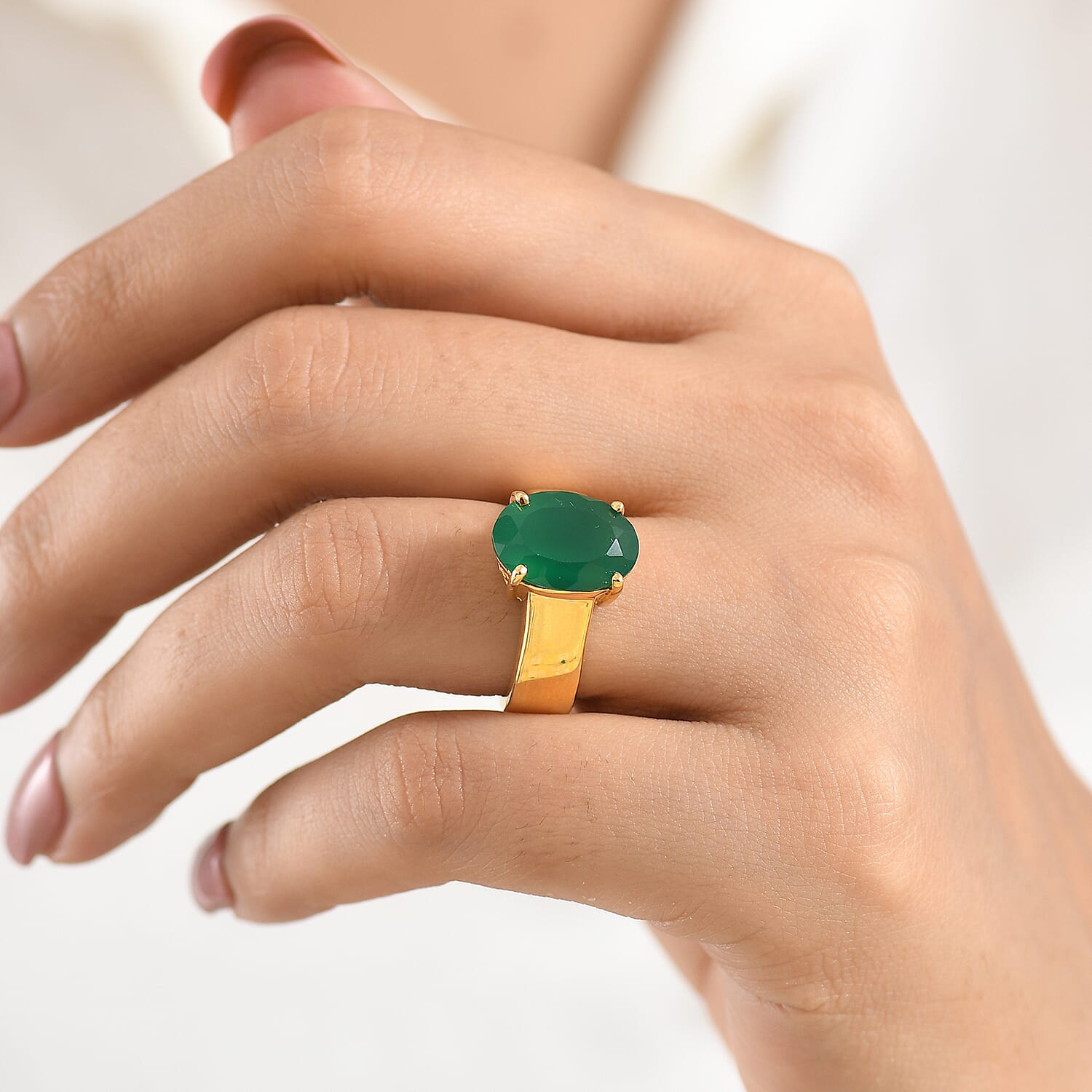 EverTrue Verde Onyx 4.90 ctw Solitaire Ring in 18K YG Plated (Size 10.0)