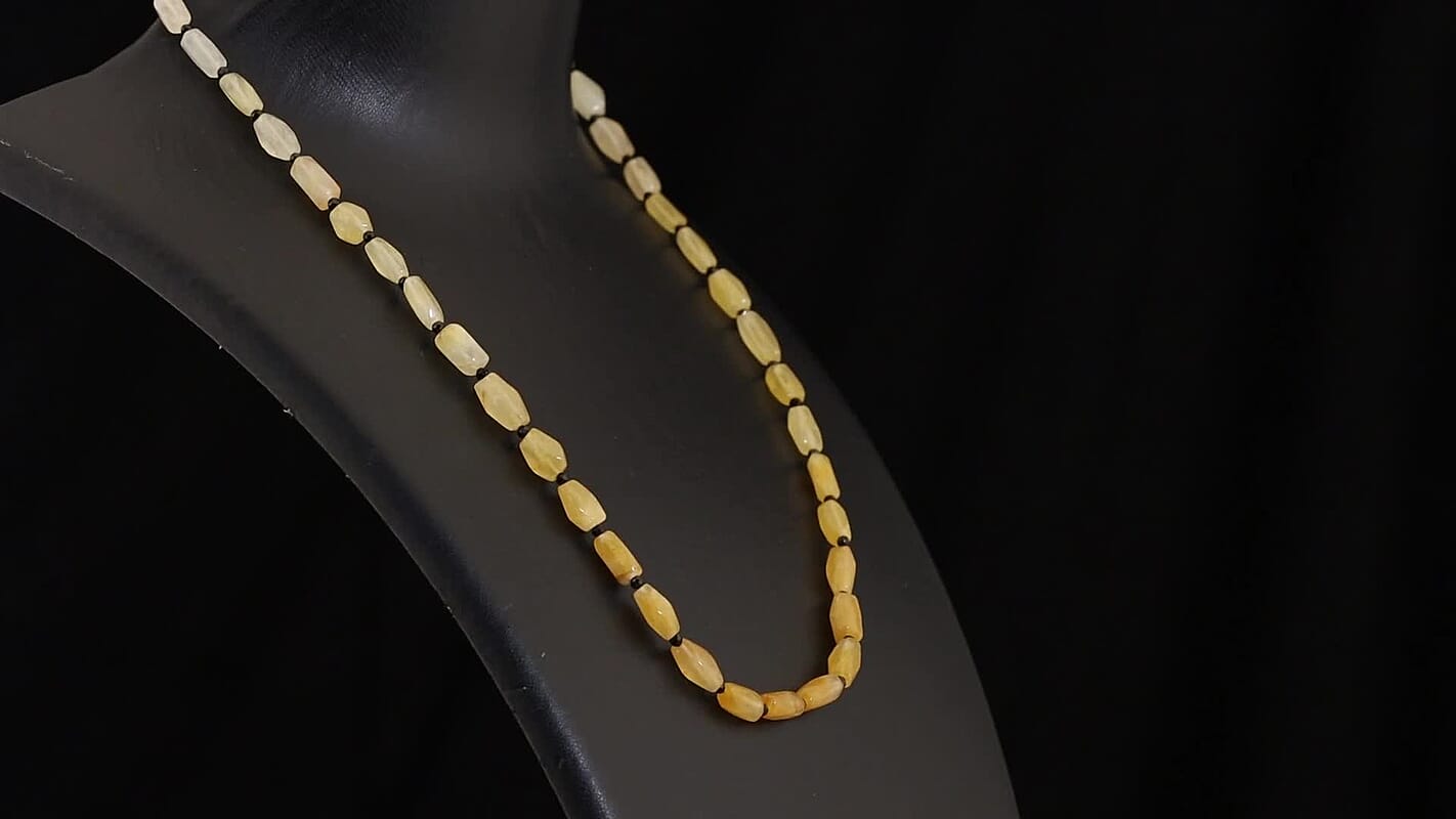 EverTrue Yellow Aventurine, Thai Black Spinel Necklace (18 Inches) in Stainless Steel 75.00 ctw