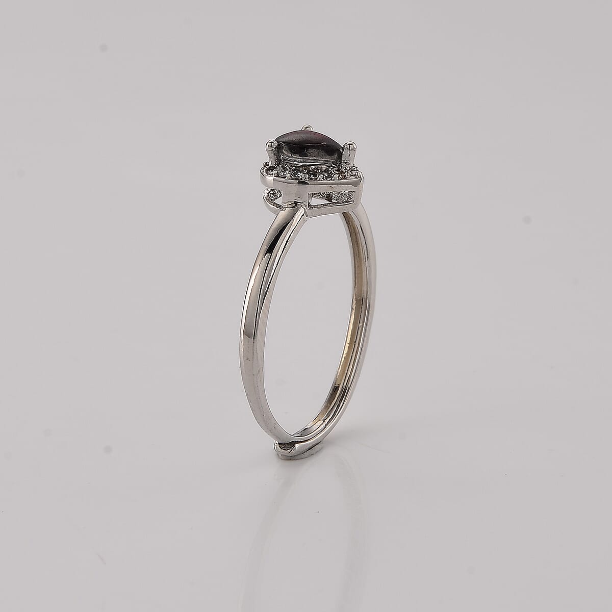 Mozambique Garnet and Simulated Diamond 1.50 ctw Ring in Silvertone (Adjustable) image number 3