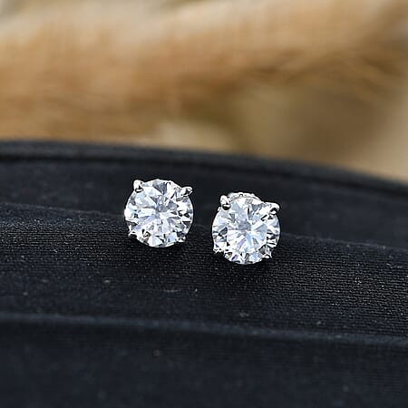 Moissanite - Product card gallery slide 2 (10207795052857)