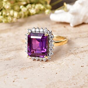 D'Joy Lab Grown Color Change Sapphire and Moissanite 9.25 ctw Ring in 18K Vermeil Yellow Gold Over Sterling Silver (Size 7.0)
