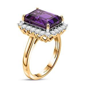 D'Joy Lab Grown Color Change Sapphire and Moissanite 9.25 ctw Ring in 18K Vermeil Yellow Gold Over Sterling Silver (Size 7.0)