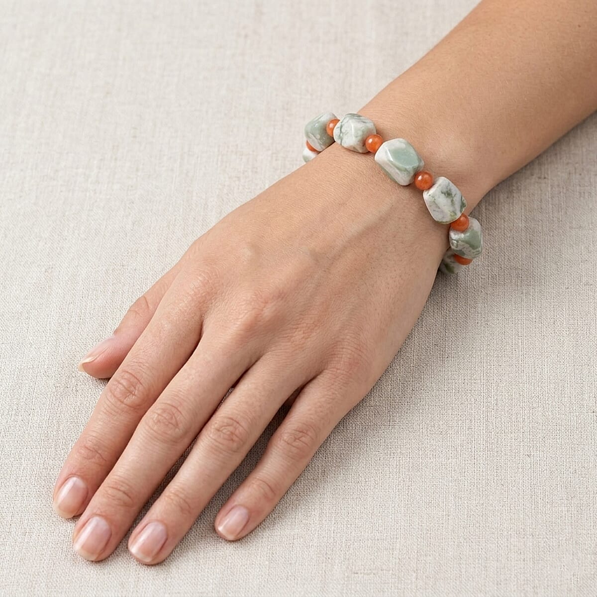 Peace Jasper and Red Aventurine 184.15 ctw Beaded Bracelet (7.0 In) image number 2