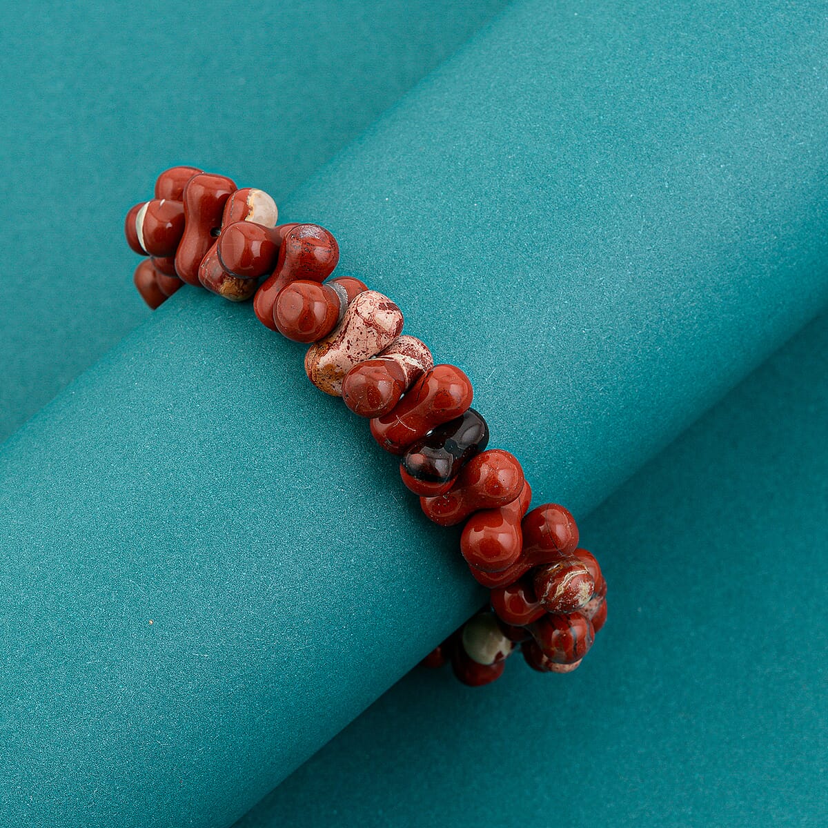 Peanut Red Jasper 136.10 ctw Beaded Bracelet (7.0 In) image number 1