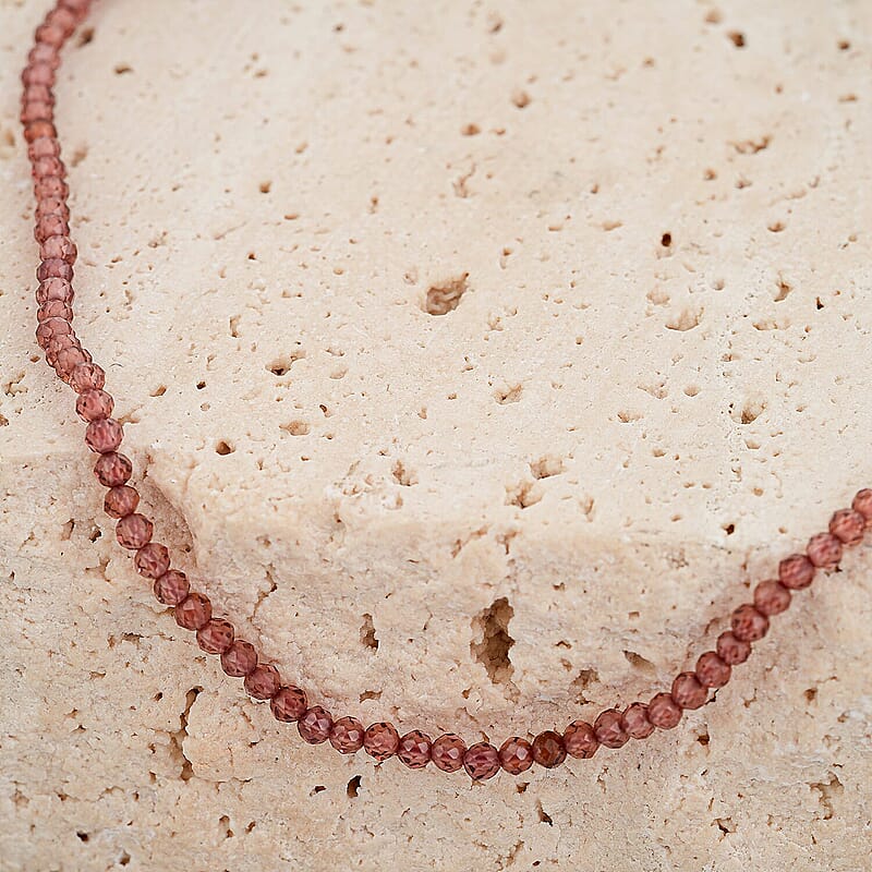 GCS Mozambique Garnet 11.75 ctw Beaded Strand (12.50 Inches)