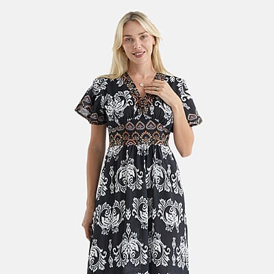 La Marey Black with White Print Back Smocking Woven Dress -One Size Missy