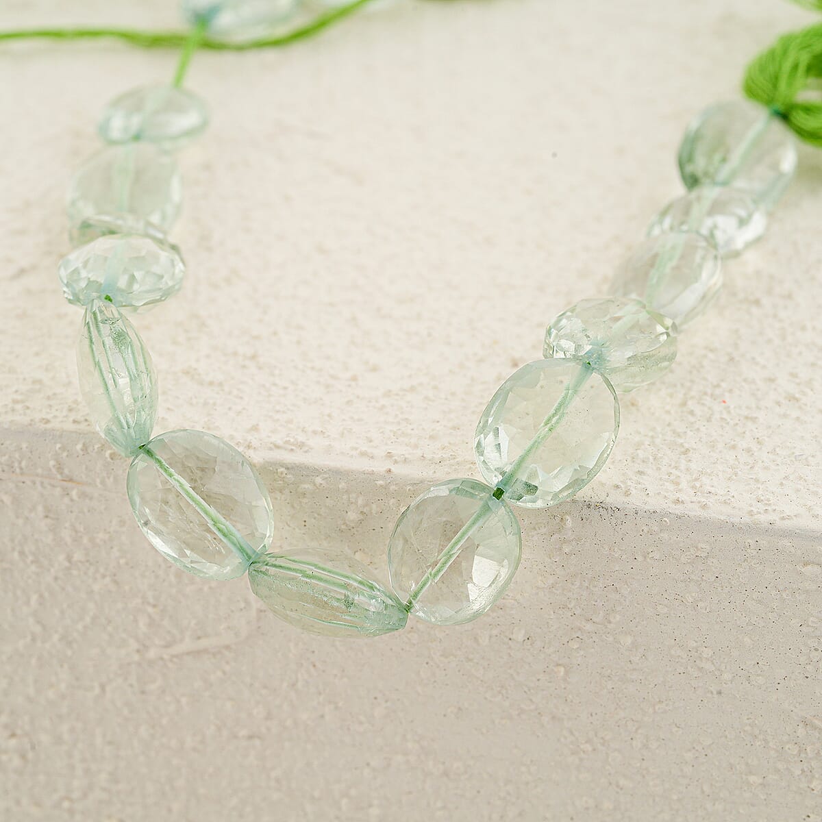 GCS Green Amethyst Oval Beaded Strand (7.25 In) 63.60 ctw image number 1