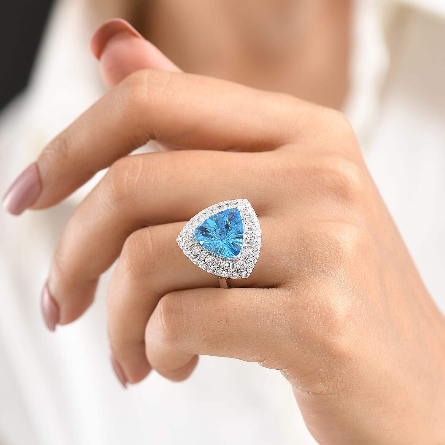 D'Joy Starburst Cut Premium Swiss Blue Topaz and Moissanite 8.65 ctw Ring in Rhodium Over Sterling Silver (Size 10.0)