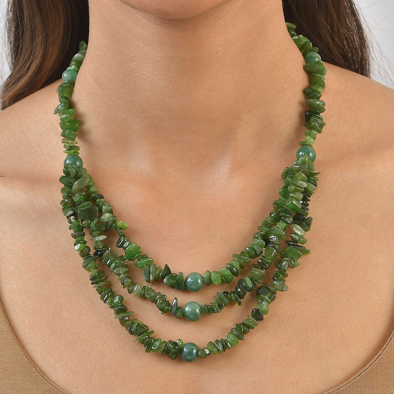 EverTrue Nephrite and Green Aventurine 430.00 ctw Chips Beaded Necklace in Platinum Bond 18 Inches
