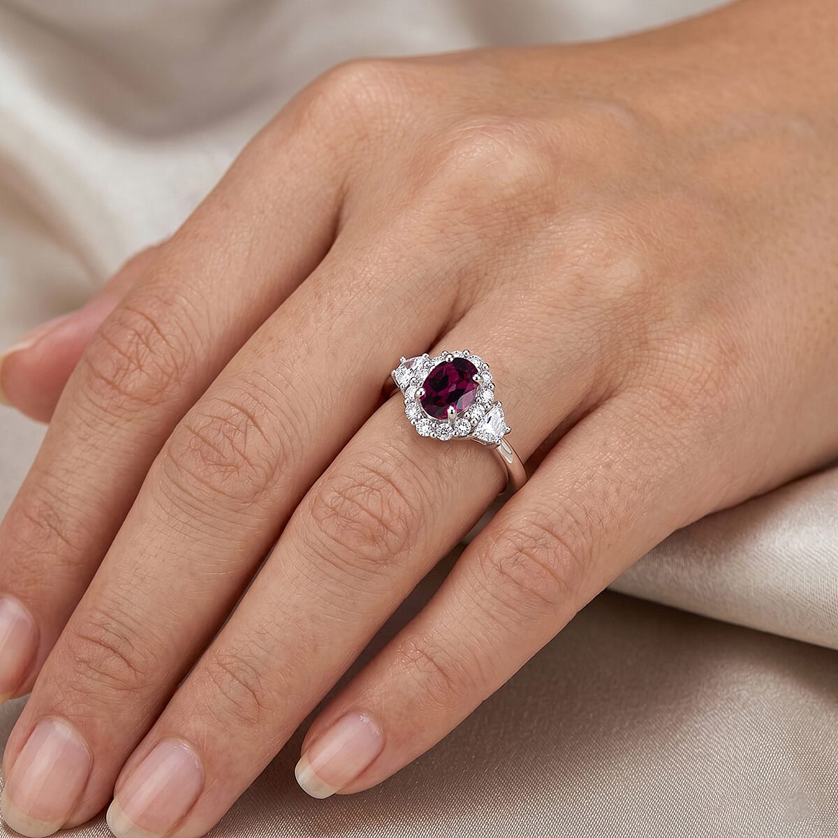 D'Joy Malawi Magenta Garnet and White Zircon 1.15 ctw Royal Magenta Glow Ring in Rhodium Over Sterling Silver (Size 9.0) image number 2