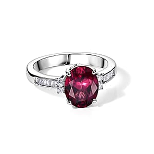 SGL Certified 10K White Gold AAA Malawi Magenta Garnet, Luxuriant Lab Grown Diamond (G-H, SI) Firelight Crown Ring (Size 10.0) 3.15 ctw