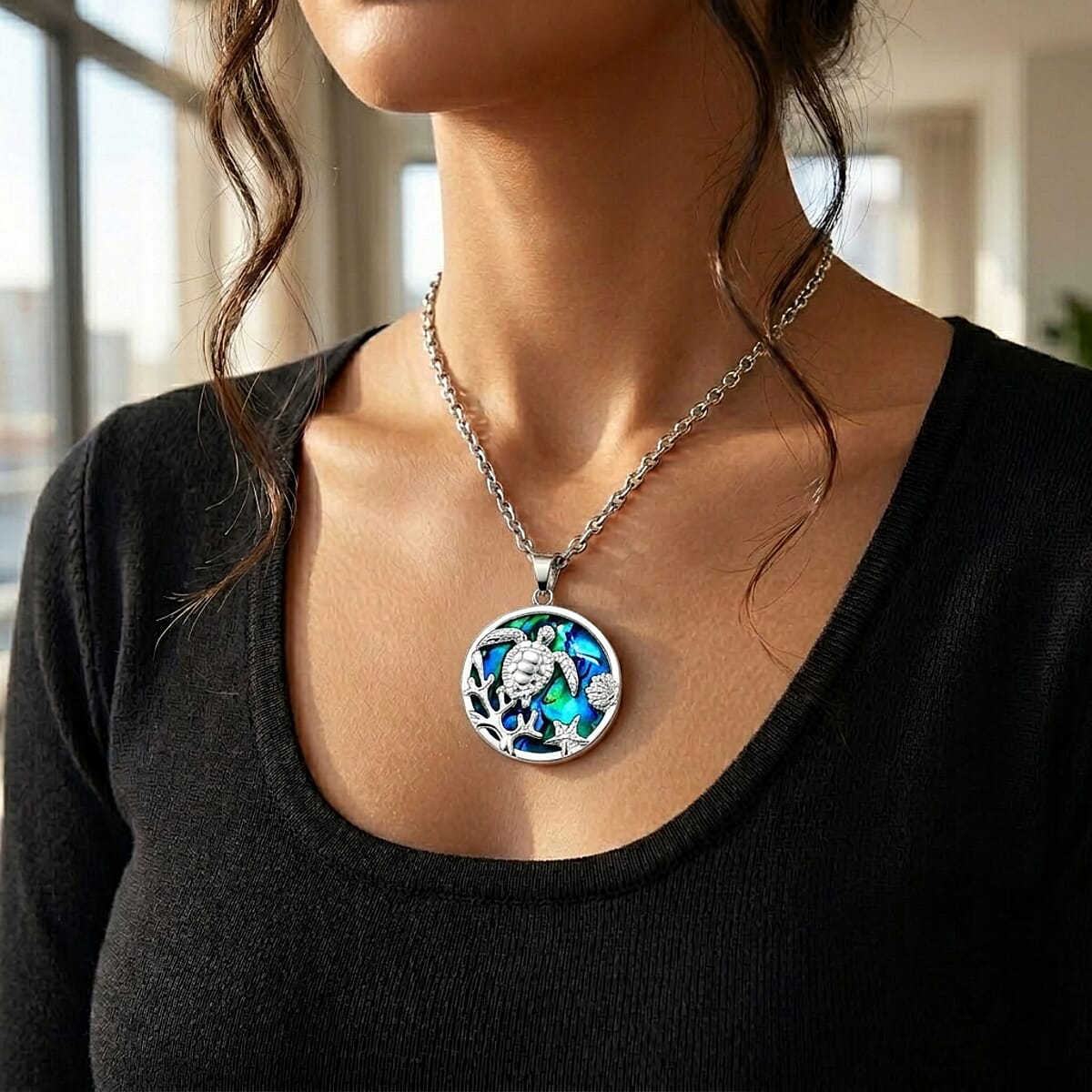 Abalone Shell Turtle in Round Shape Pendant Necklace in Stainless Steel 20 Inches image number 1