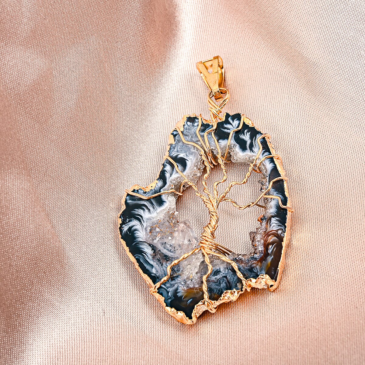 Dark Texture Quartz 40.00 ctw Geode Pendant without Chain in Goldtone image number 1