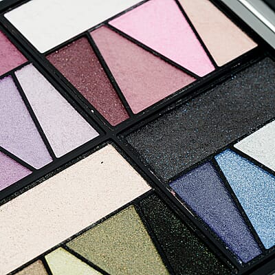 Malibu Glitz Makeup Kit