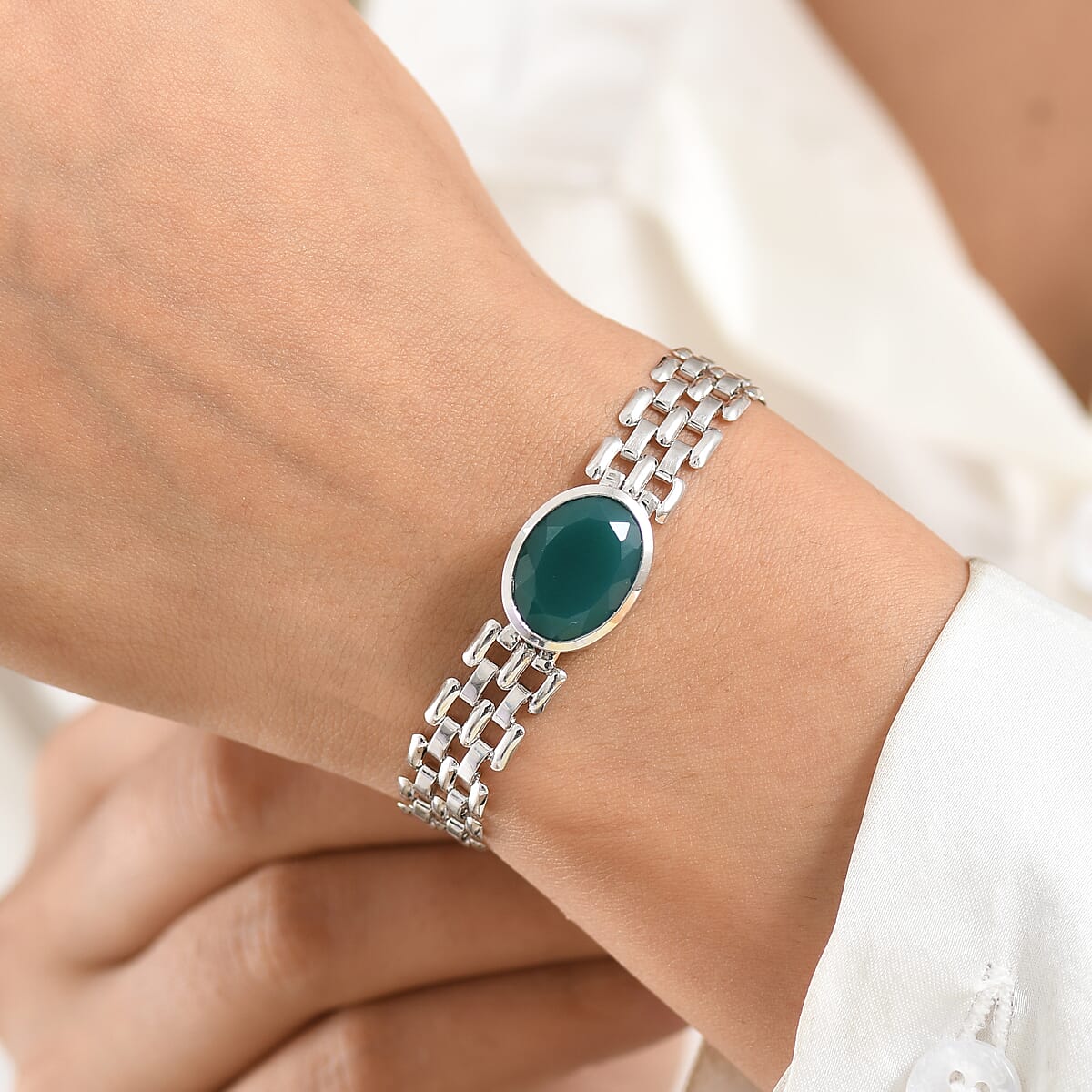 EverTrue Verde Onyx 8.60 ctw Emerald Flow Essence Bracelet in Platinum Bond (8.00 In) image number 2